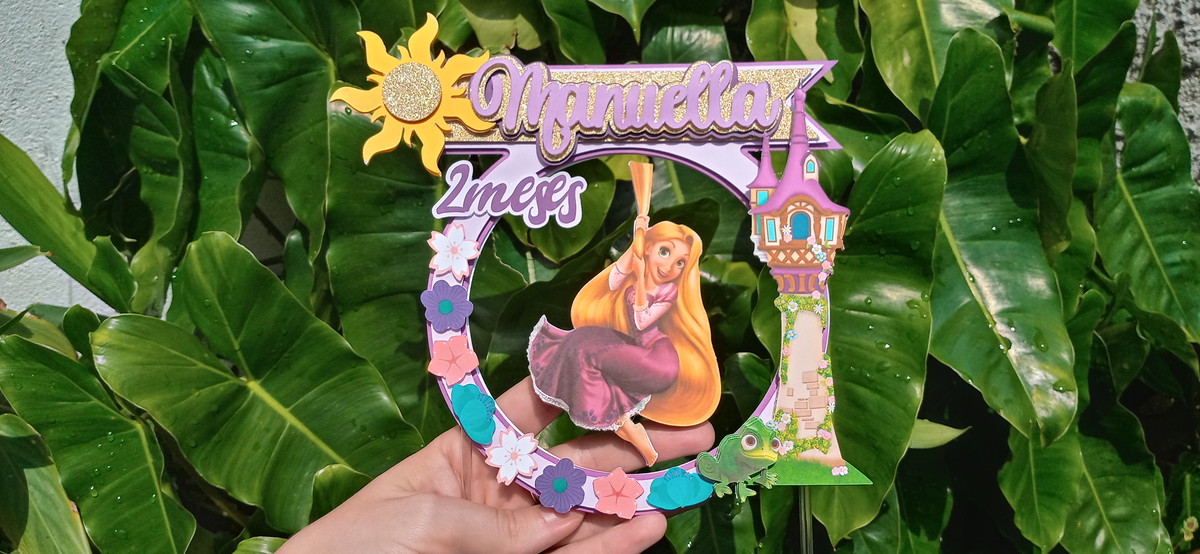 ARQUIVO DE CORTE Topo de bolo Giratório Rapunzel