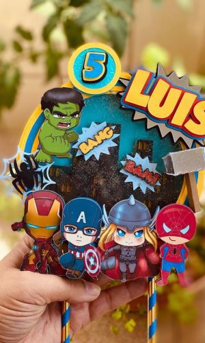 Arquivo de Corte Topo de Bolo Vingadores Studio + Brinde