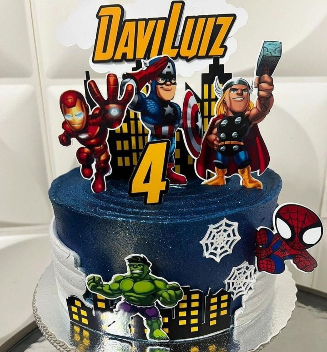 Arquivo de Corte Topo de Bolo Vingadores