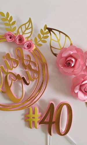 Arquivo topo de bolo circular com rosas.