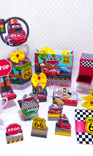 Kit com 5 arquivos de corte: 559-KIT FESTA CARROS EM STUDIO