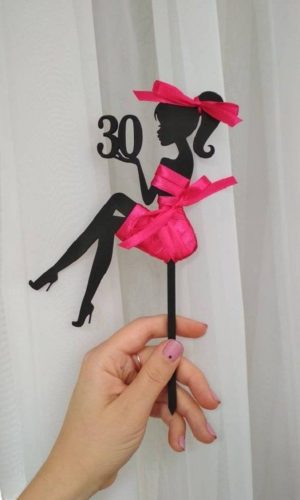 ARQUIVO CORTE SILHOUETTE TOPO DE BOLO MULHER