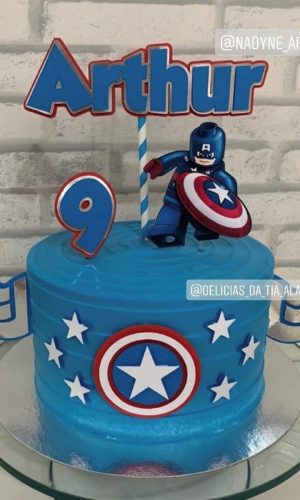 Arquivo de corte Topo de Bolo Capitão América Lego