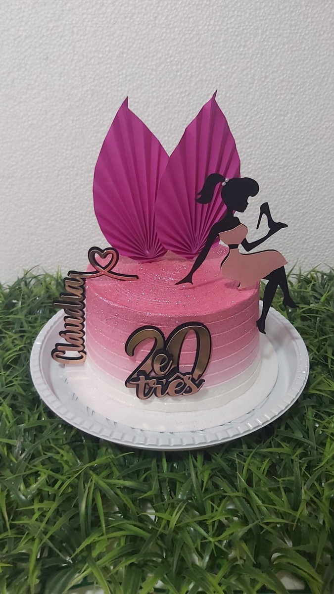 Arquivo de Corte Topo de Bolo Leque e Mulher