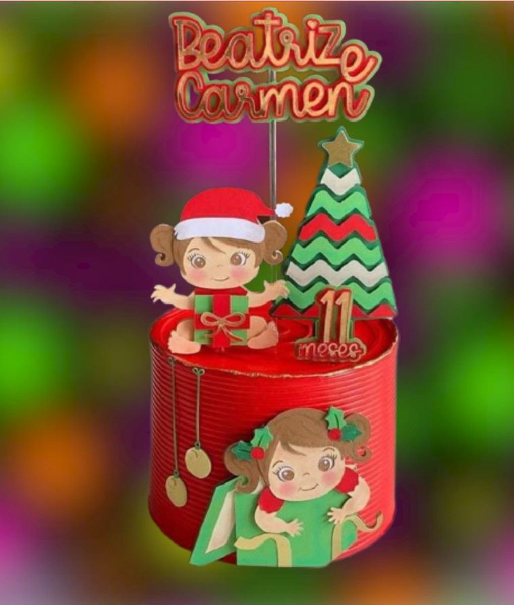 Arquivo de Corte Topo de Bolo Natal Menina em Camadas