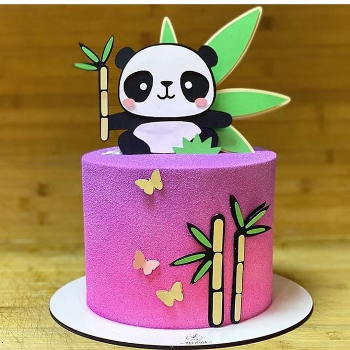 Arquivo de Corte Topo de Bolo Pandas em Camadas 1188