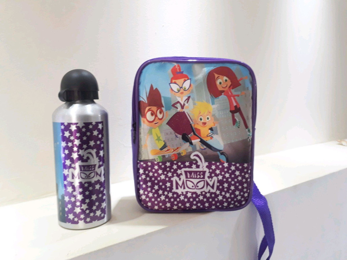 Kit Mochila com Garrafa Personalizadas Miss Moon