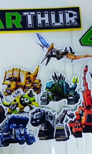 Topo de bolo Dinotrux