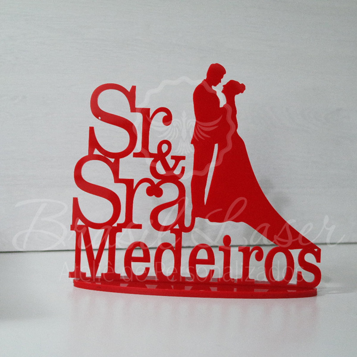 Topo de Bolo em Acrílico Vermelho Sr e Sra