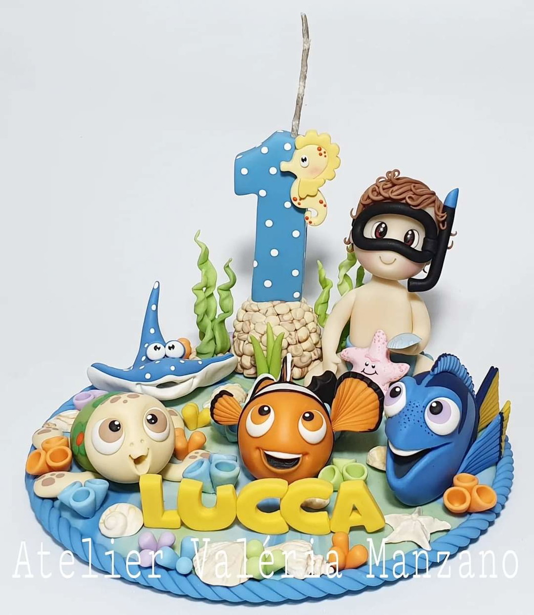 Topo de Bolo Menino Mergulhador com Nemo e Dory