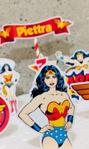 Topo de Bolo Mulher Maravilha (arquivo de Corte) 4 Por 10,00