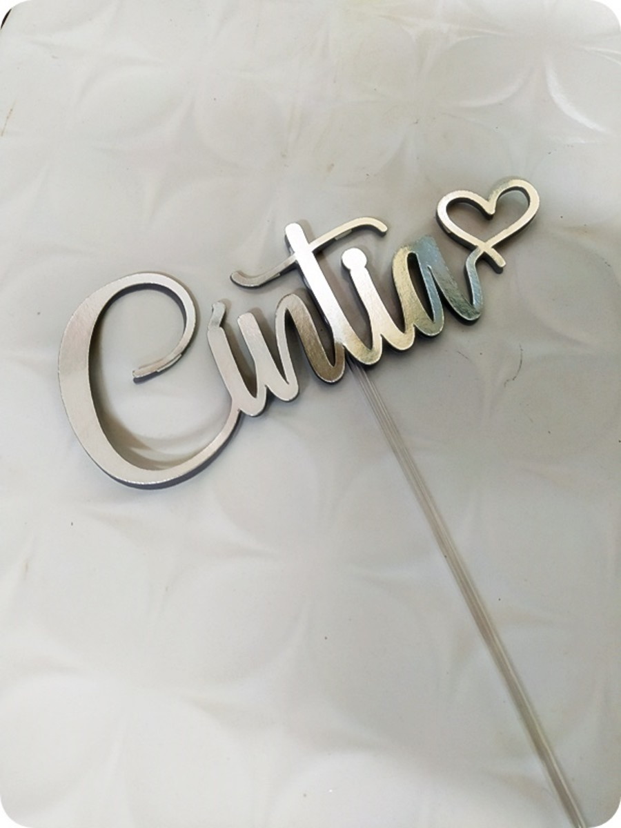 Topo de Bolo Nome com Glifo