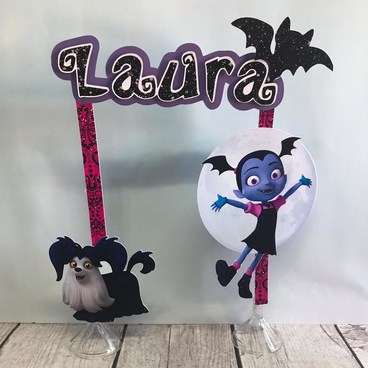 Topo de Bolo Vampirina
