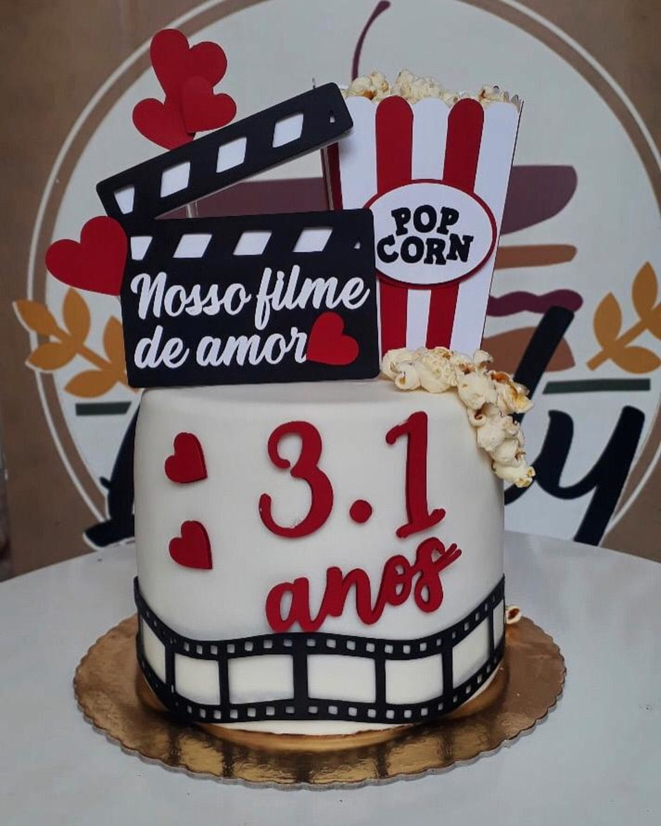 Arquivo Filme Casal Romântico Topo de Bolo Ganhe +3 Produtos