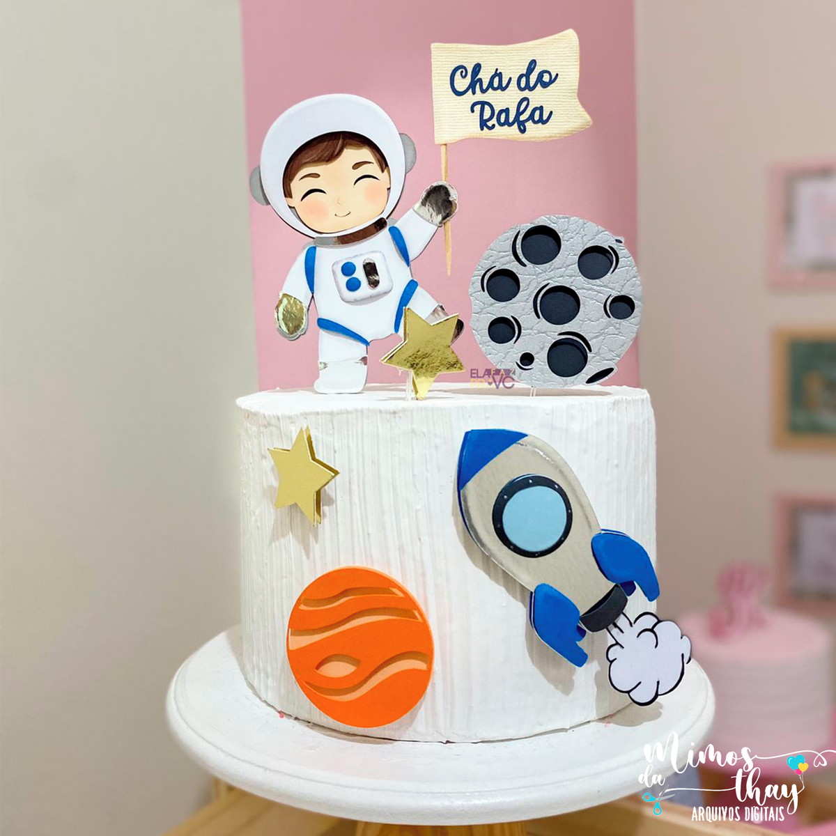 Arquivo de Corte: Topo de Bolo Astronauta Cute 005