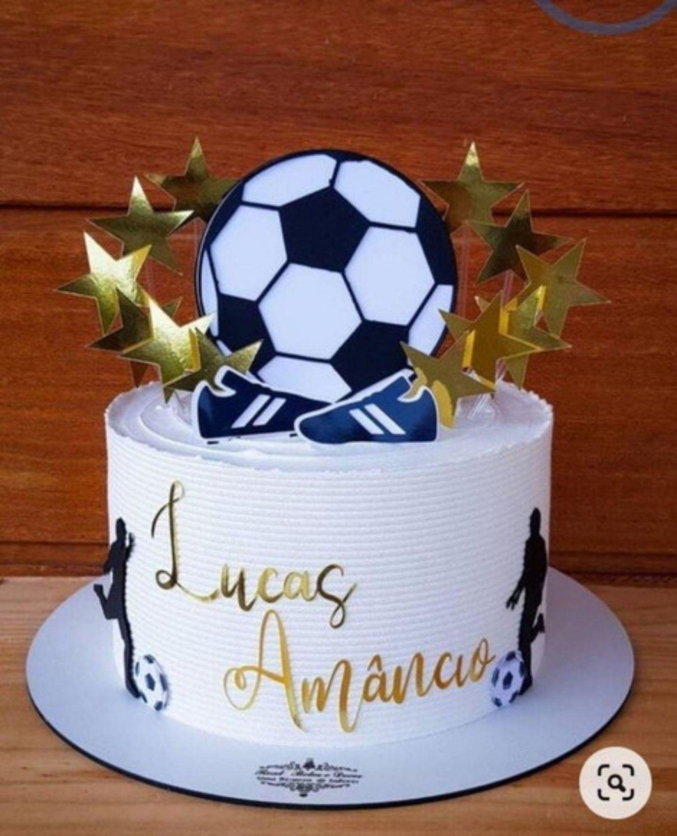 Arquivo de Corte Topo de Bolo Futebol Chuteira Studio