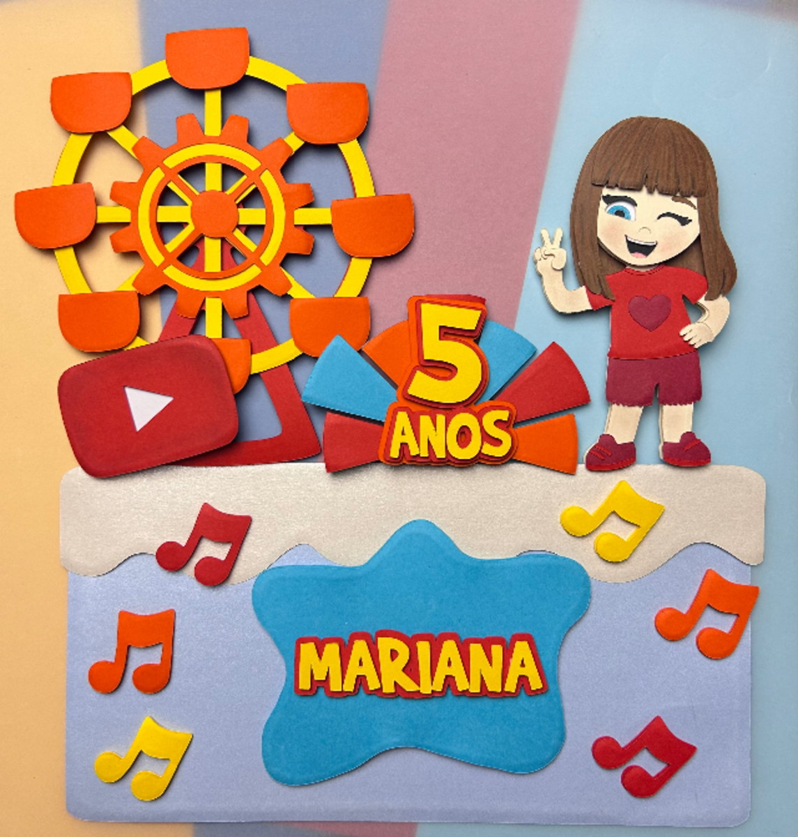 Arquivo de Corte: Topo de Bolo Gi e Luccas Neto Menina 005