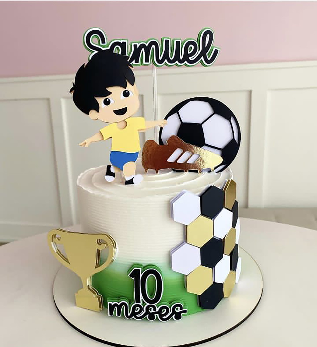 Arquivo de Corte: Topo de Bolo Menino Futebol 005