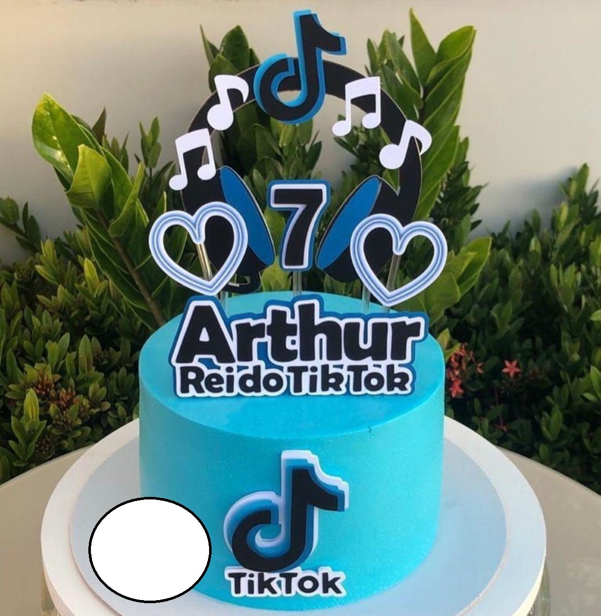 ARQUIVO DE CORTE TOPO DE BOLO TIK TOK MENINO