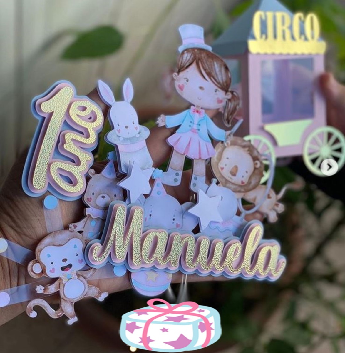 Arquivo topo de bolo-menina/ STUDIO