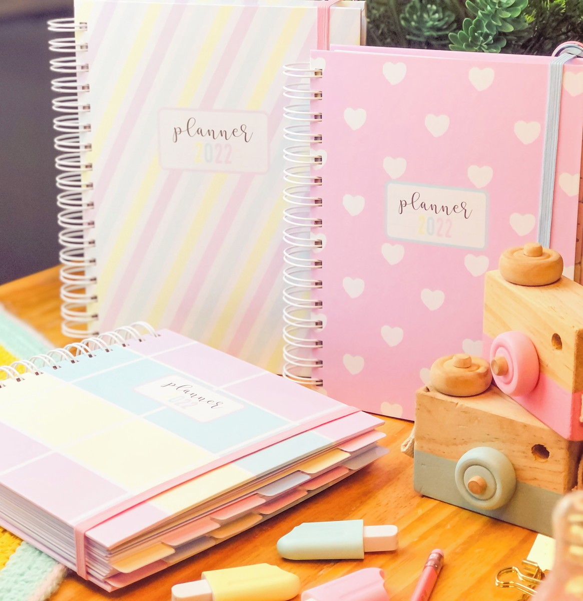 Arquivos digitais para capas e miolos de Planners 2022