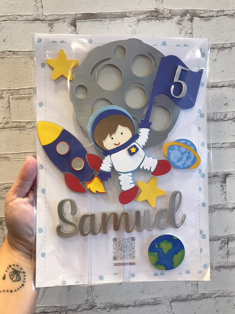 Arquivo de Corte Topo de Bolo Astronauta
