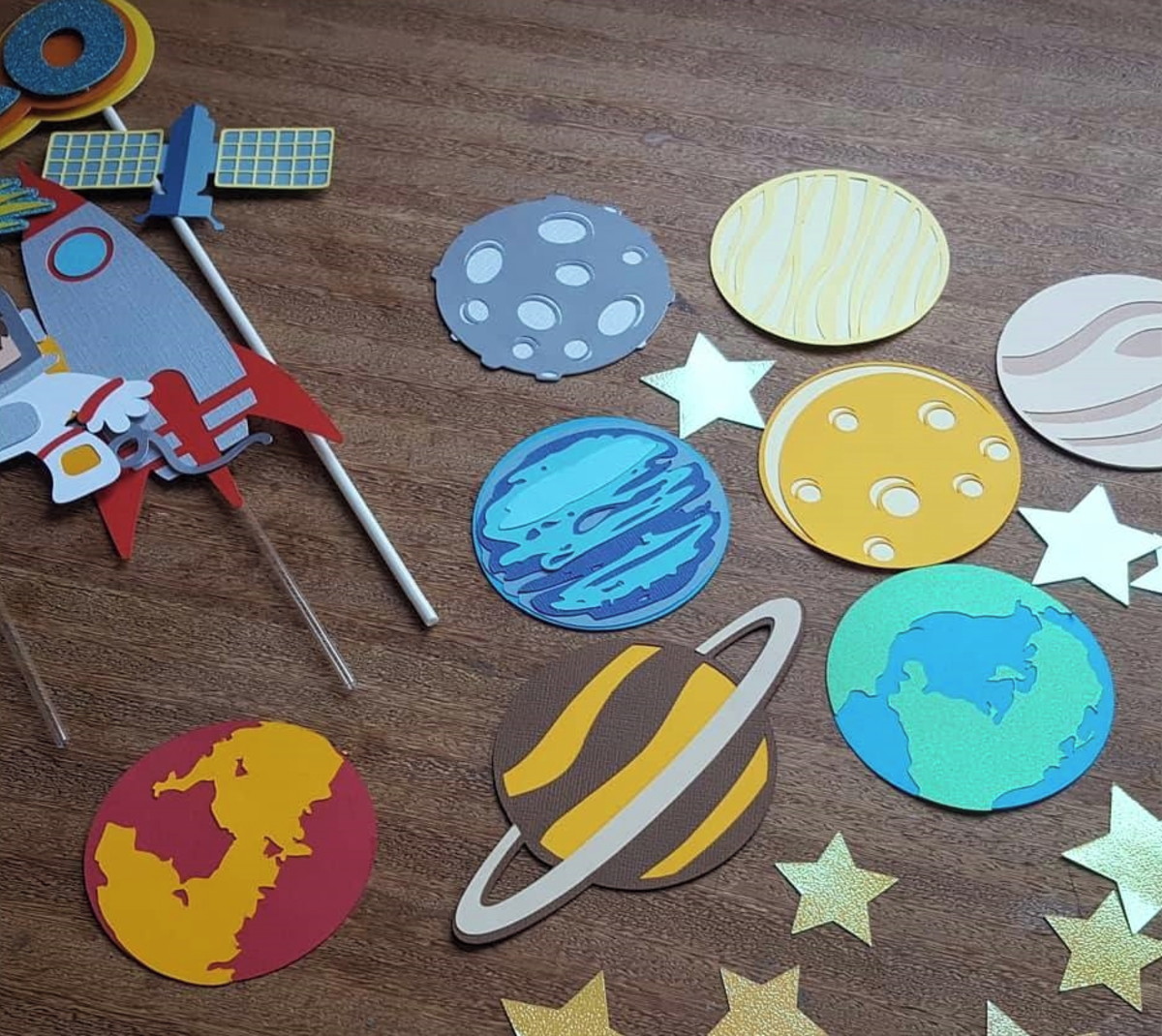 TOPO DE BOLO ASTRONAUTA - Imagem 2