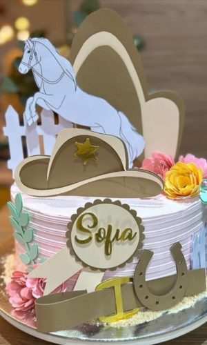 Topo de Bolo Cavalo/country Feminino