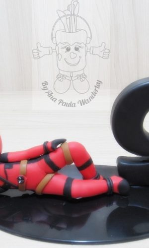 Topo de Bolo Deadpool com Vela