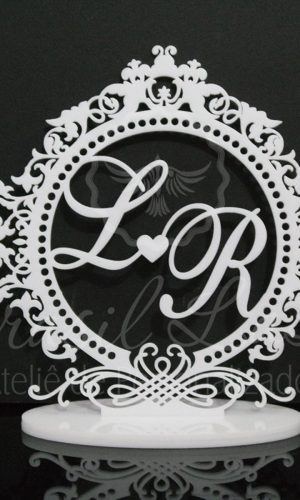 Topo de Bolo em Acrílico Branco Personalizado