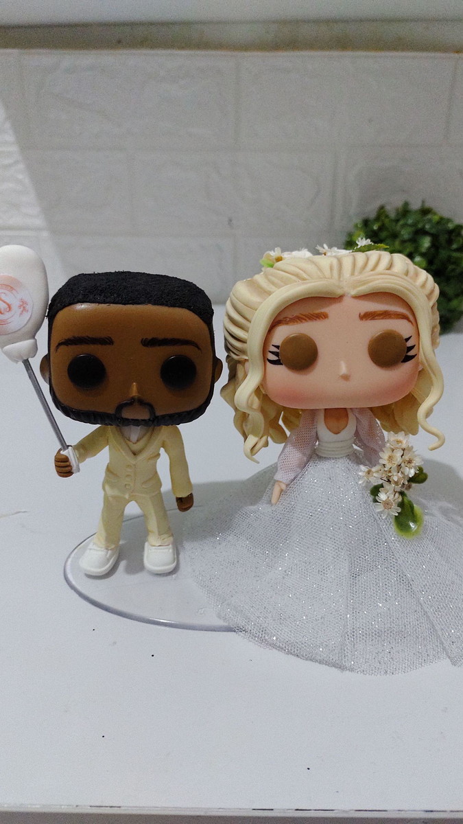 Topo de bolo Funko pop casamento - Imagem 4