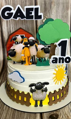 Topo de Bolo Shaun Carneiro