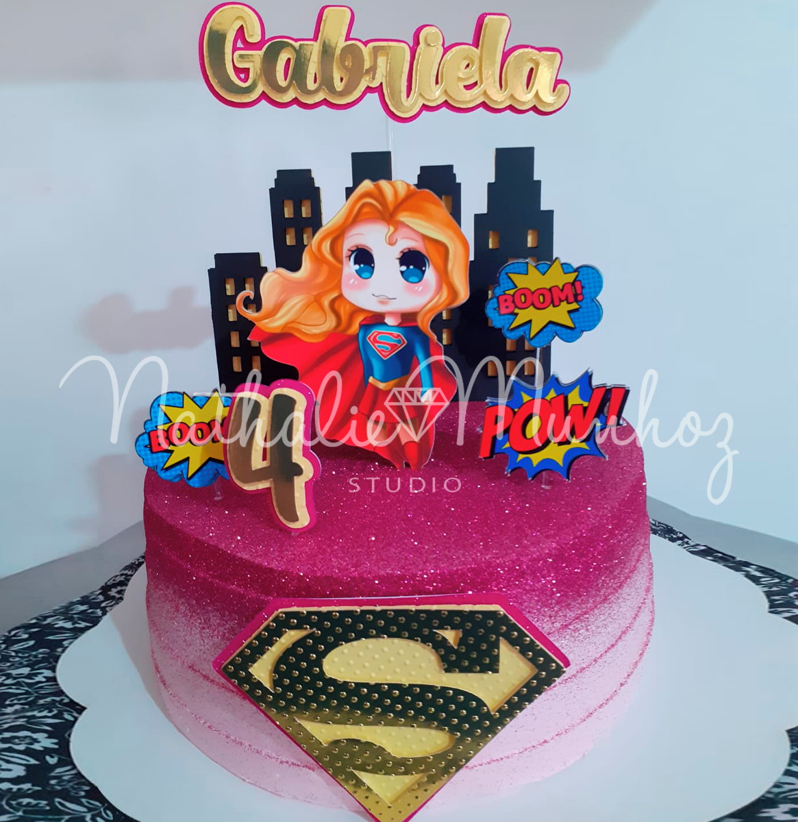 Topo de Bolo Super Girl - Arquivo de Corte - Imagem 2