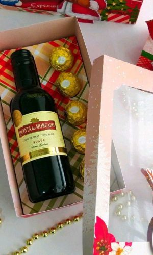 ARQUIVO CORTE NATAL CAIXA PARA MINE VINHO (#2053)STUDIO PDF