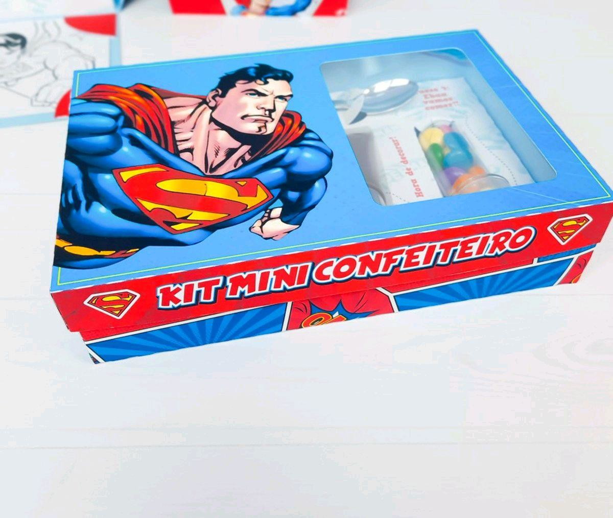 ARQUIVO CORTE PASCOA CAIXA MINI CONFEITEIRO SUPERMAN #3378