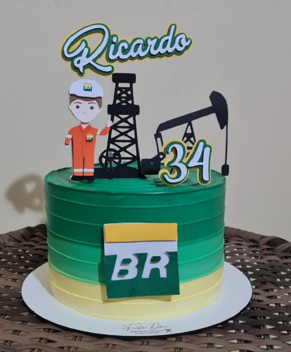 Arquivo Corte topo de bolo Petrobrás