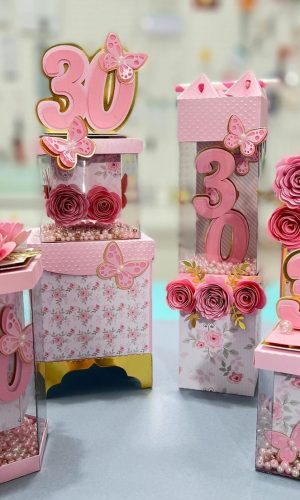 Arquivo de Corte: 30 Anos Floral Studio/pdf e Svg
