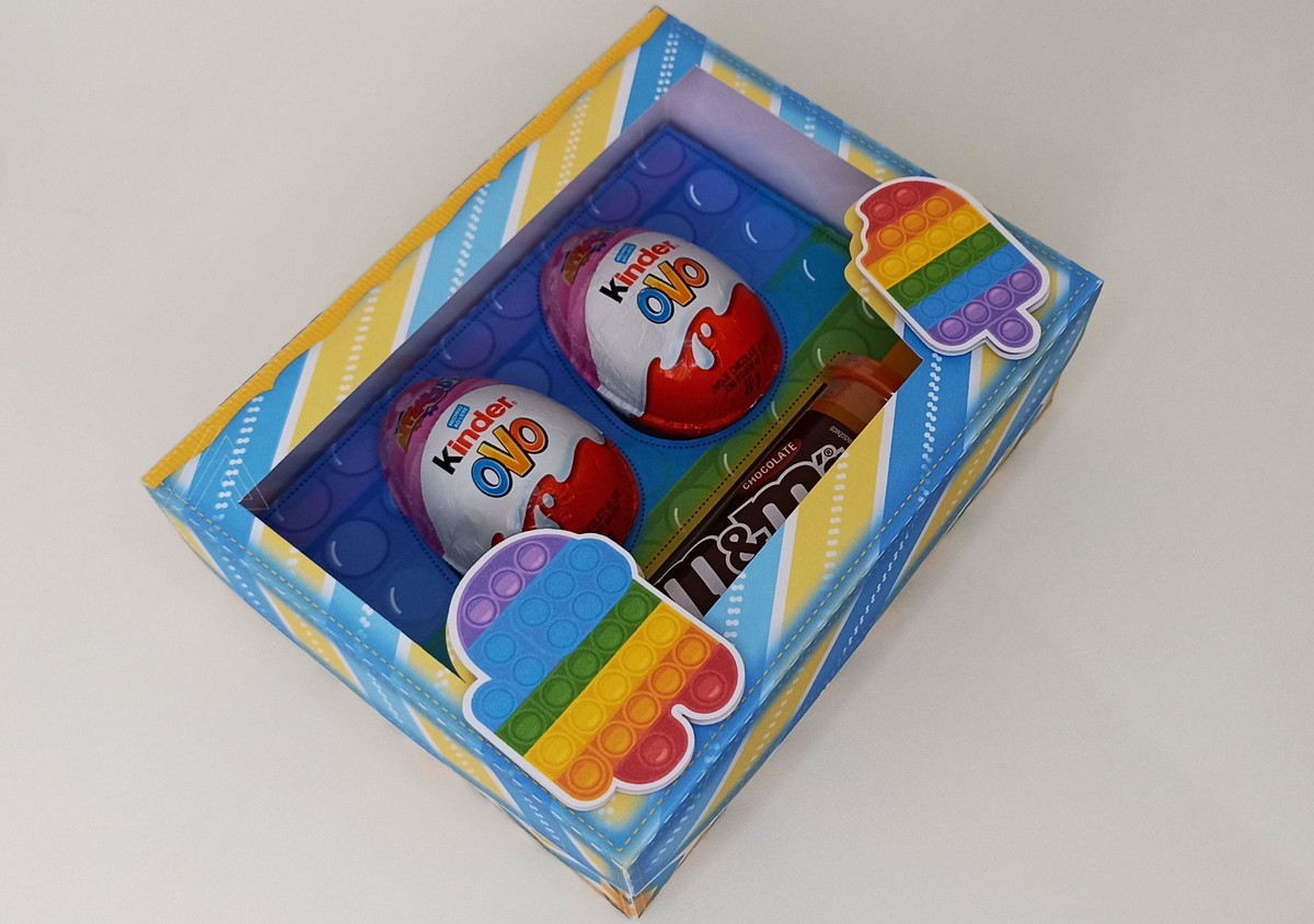 ARQUIVO DE CORTE CAIXA KINDER OVO POP IT MENINO #13756