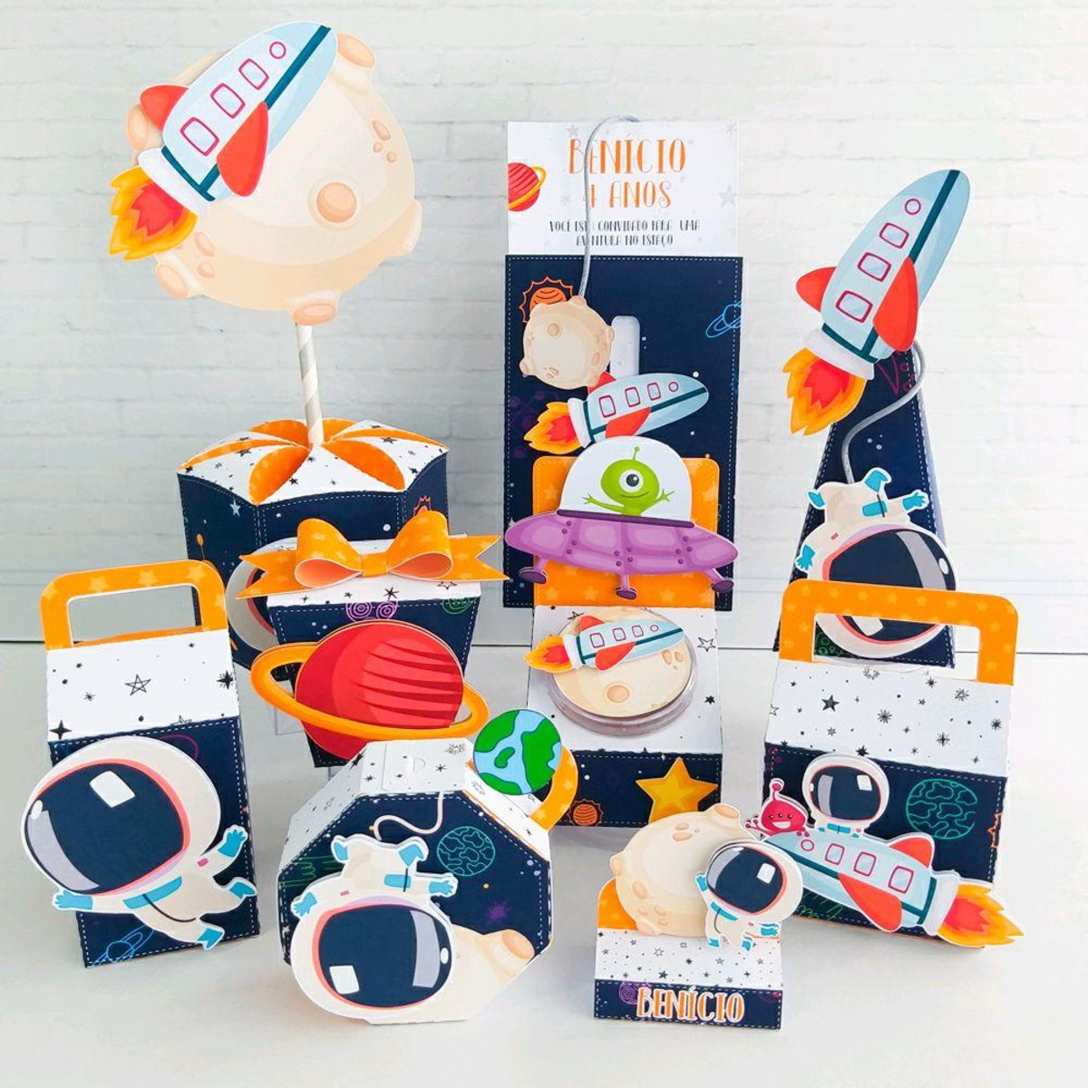 ARQUIVO DE CORTE KIT ASTRONAUTA (#1404) PDF E STUDIO