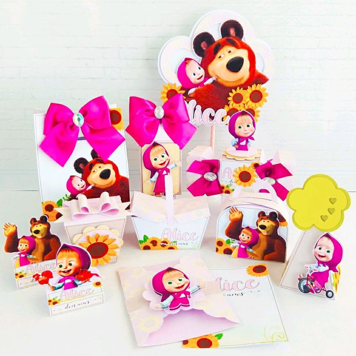ARQUIVO DE CORTE MARSHA E O URSO (#9077) - PDF E STUDIO