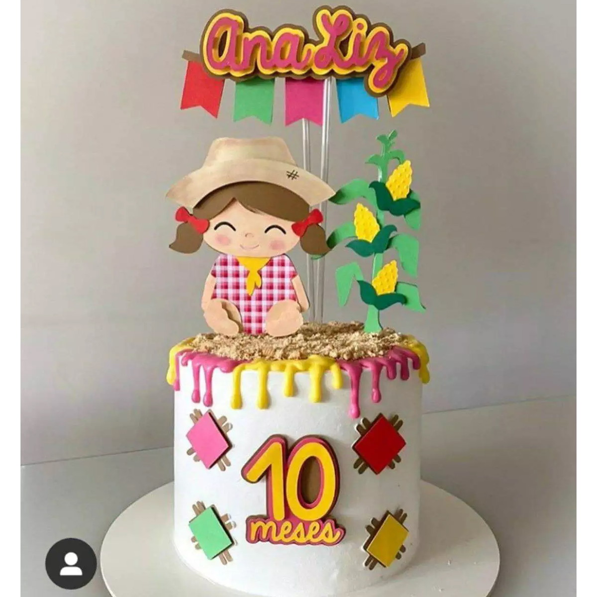 ARQUIVO DE CORTE TOPO DE BOLO ARRAIÁ MENINA BABY JUNINO 046