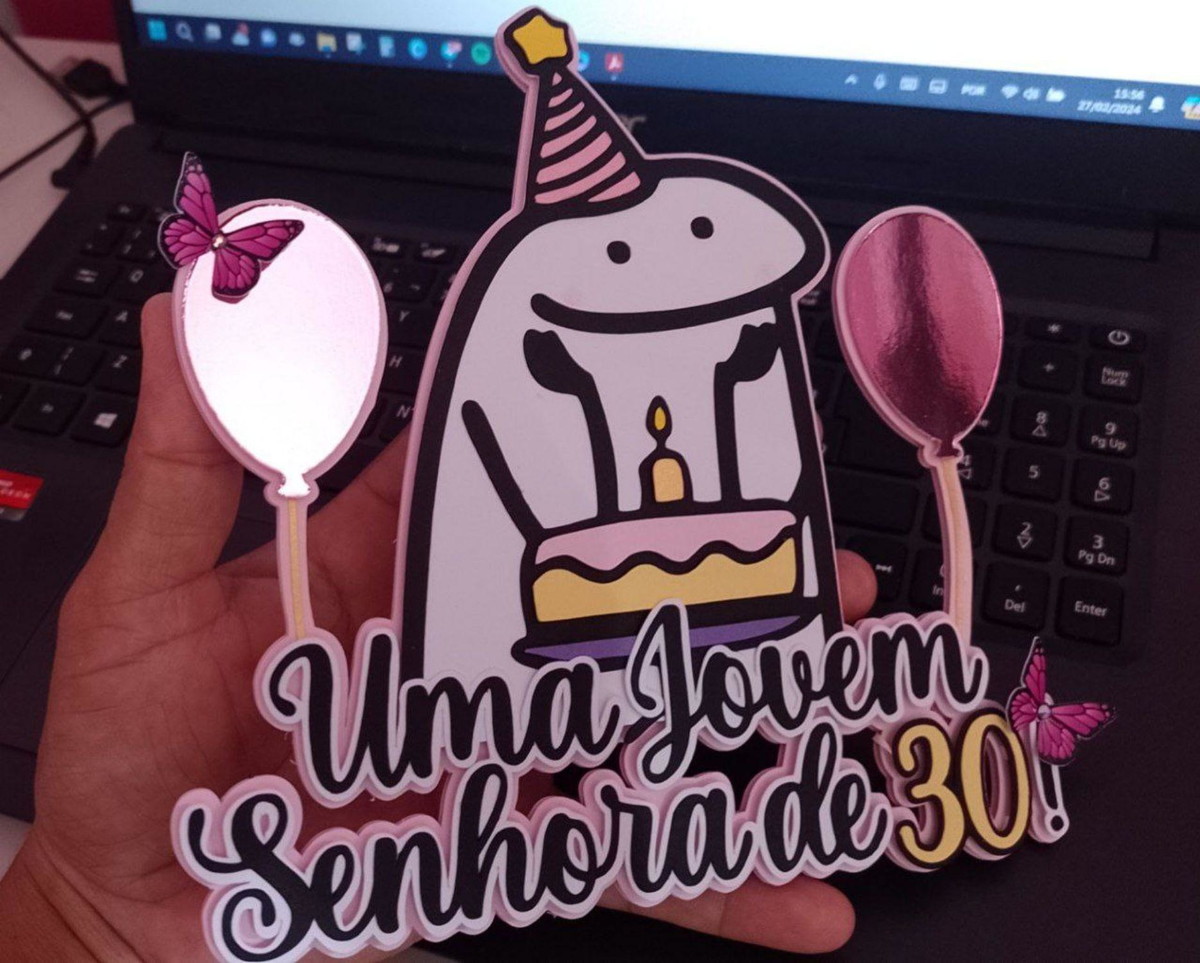 Arquivo de Corte Topo de Bolo Flork Uma Jovem Senhora #17256