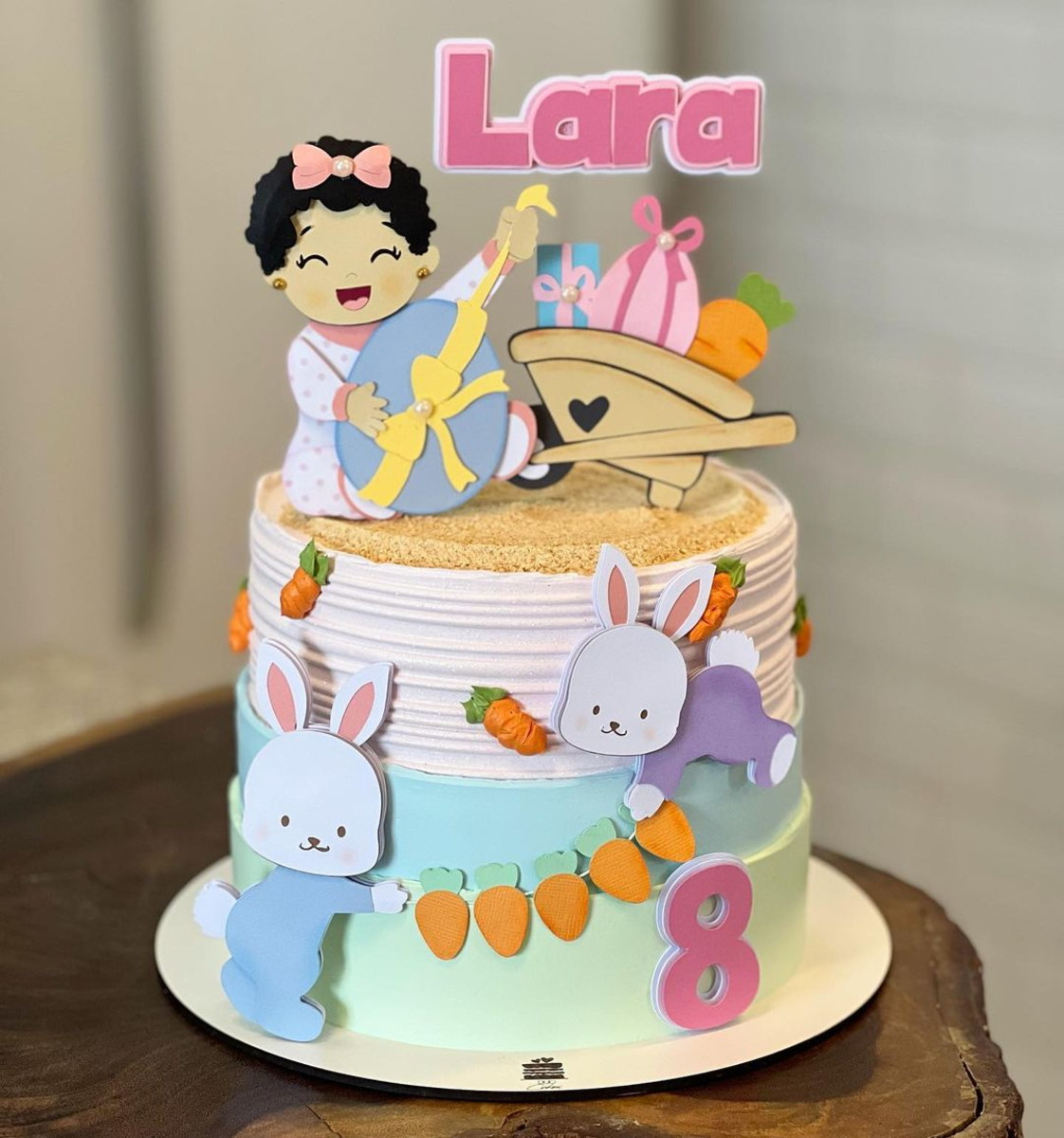 Arquivo de Corte: Topo de Páscoa Coelhinhos e Menina 242