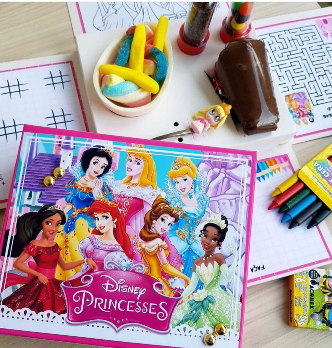 Arquivo Páscoa Cx Explosao Mini Confeiteiro Princesas #14723