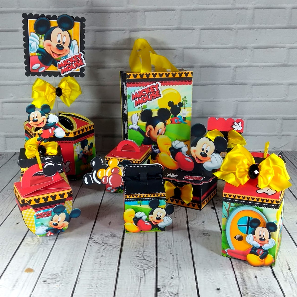 Arquivos de corte kit Mickey Mouse