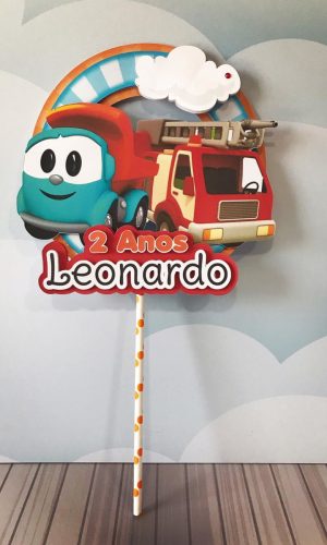 Topo de Bolo Léo Caminhao
