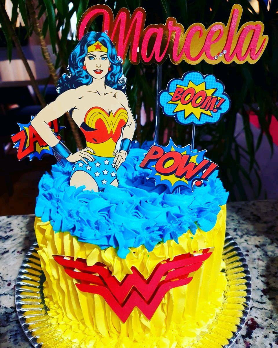 Topo De Bolo Mulher Maravilha - Imagem 3