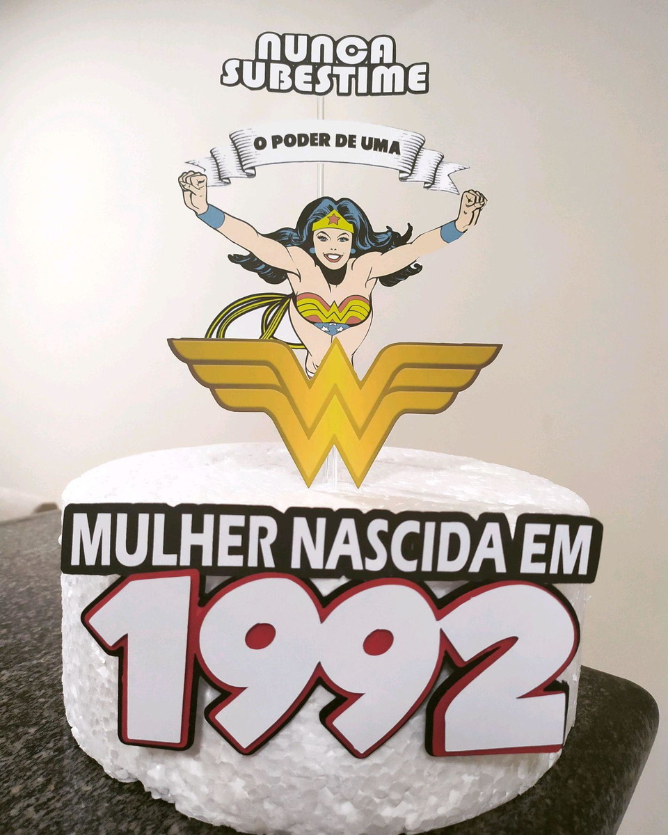 Topo De Bolo Mulher Maravilha - Imagem 3