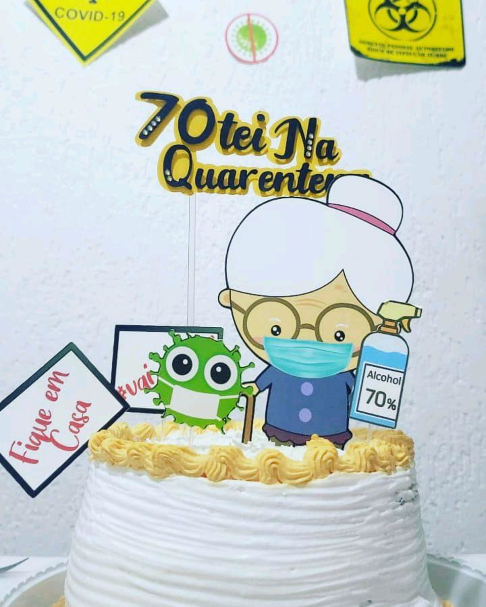 Topo de Bolo Quarentena